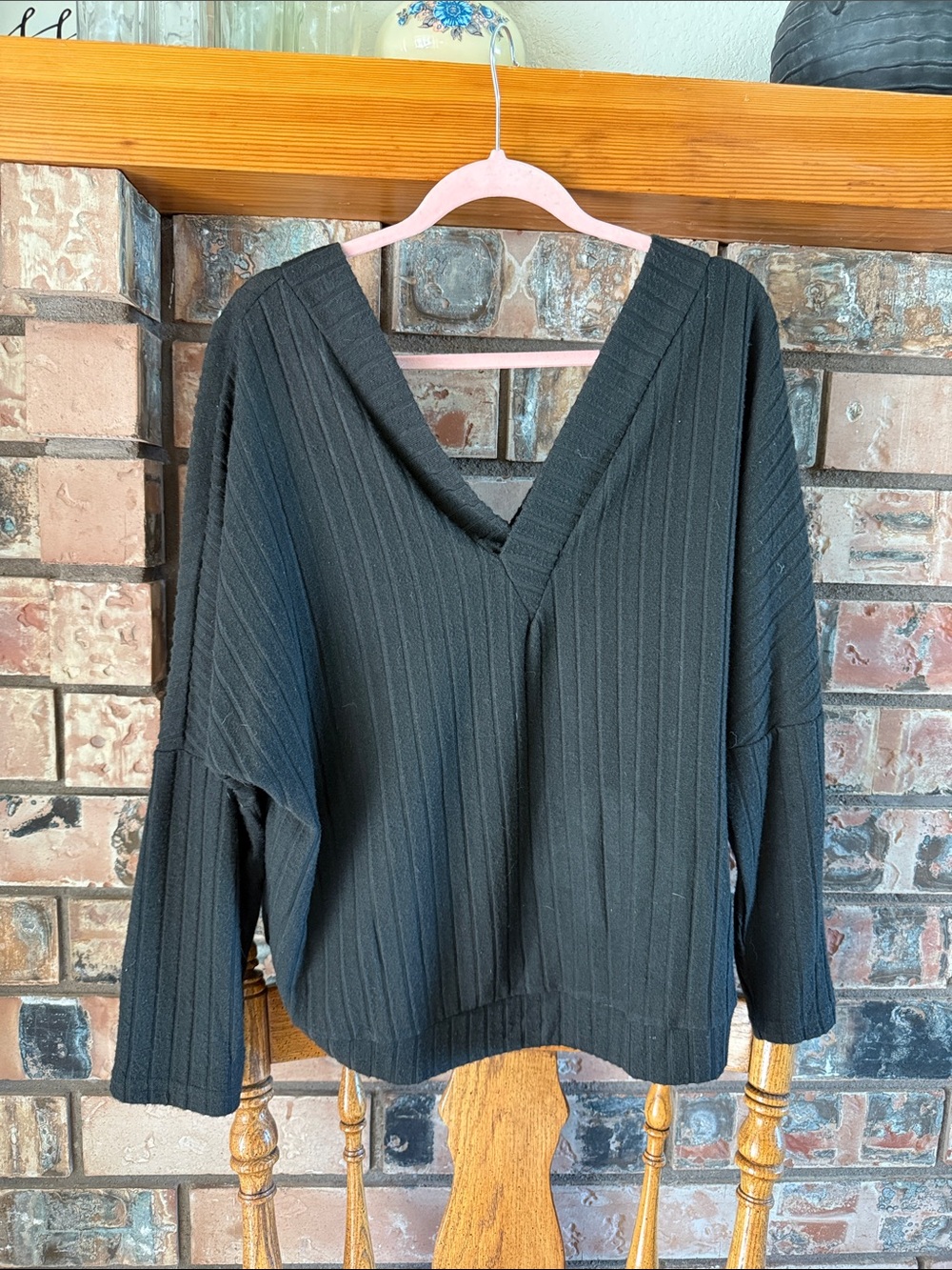 SHEIN Black Ribbed V-Neck Sweater